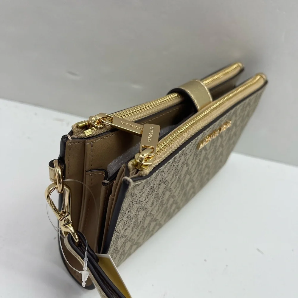 MICHAEL KORS Jet Set Travel Lg Double Zip Signature Logo Wristlet Wallet Pale Gd